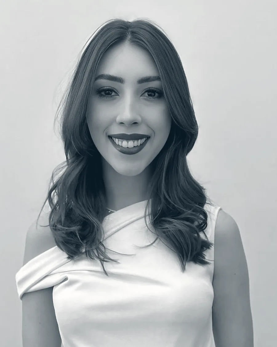 Nathalia Macedo, Recepcionista no escritório Rodrigo Barsalini & Advogados