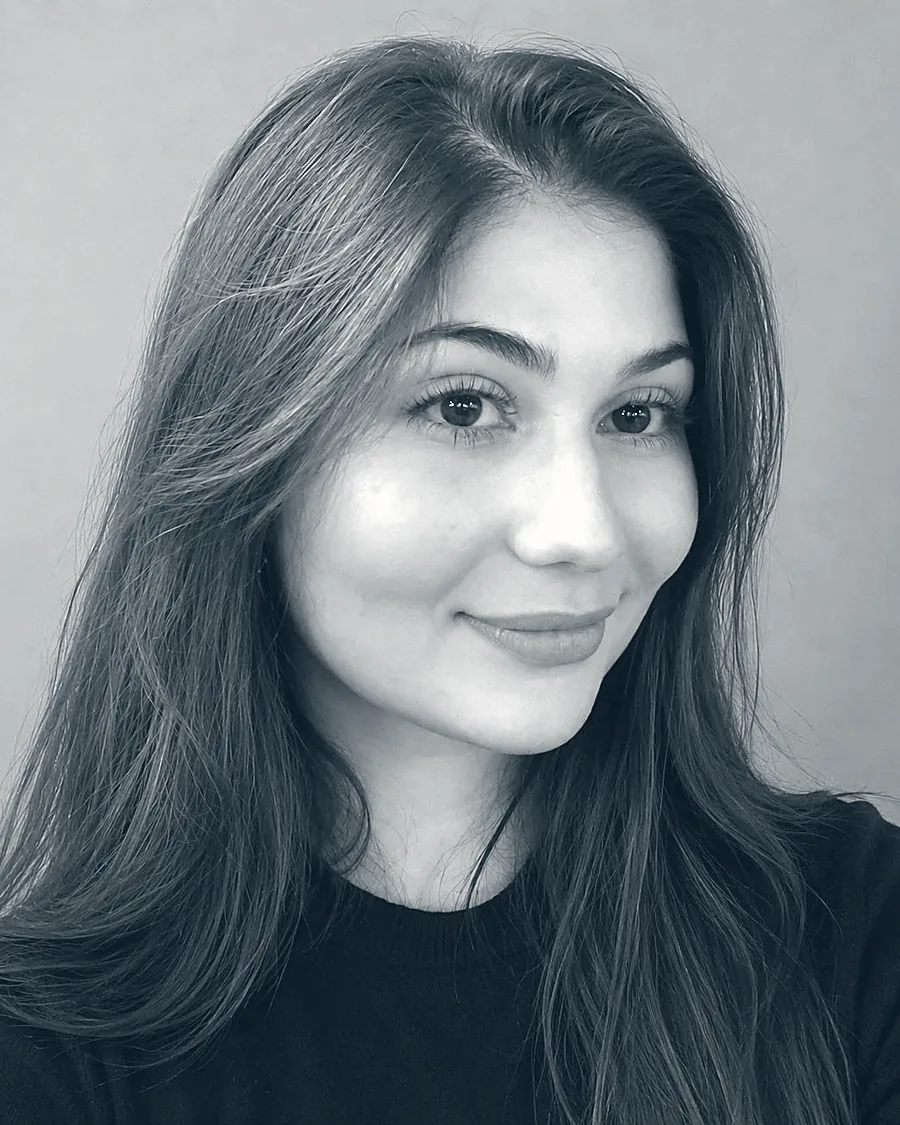 Sabrina Marx, Recepcionista no escritório Rodrigo Barsalini & Advogados